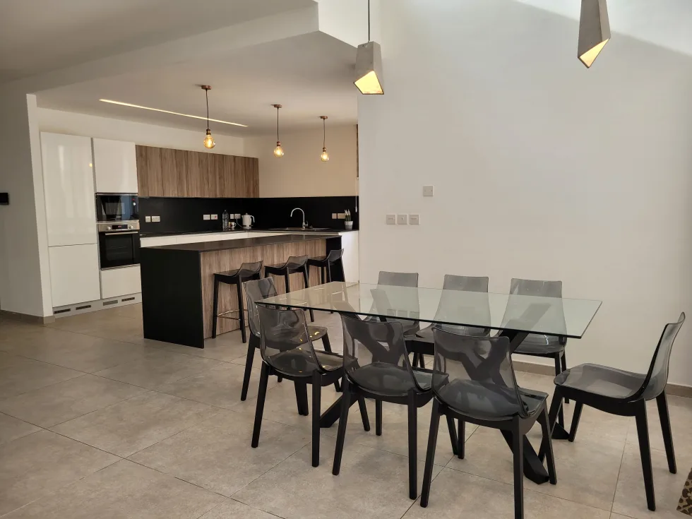 2 bed Villa For Rent in Naxxar, Naxxar - thumb 2