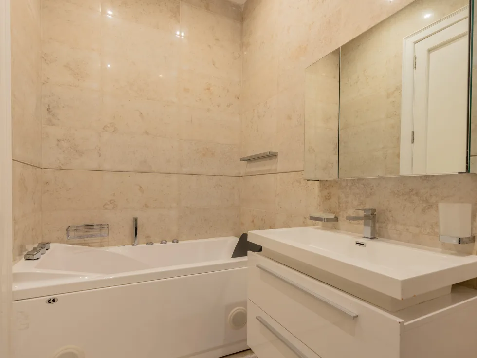 3 bed Apartment For Rent in Sliema, Sliema - thumb 11
