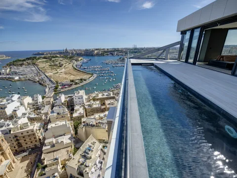 3 bed Penthouse For Rent in Gzira, Gzira - thumb 1