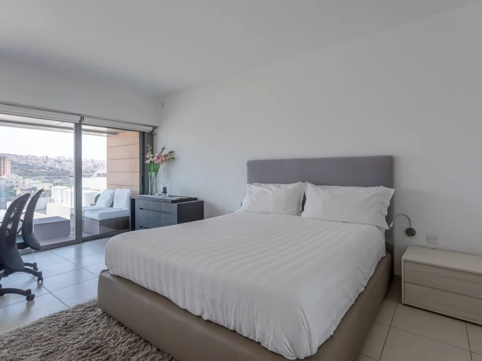 1 bed Apartment For Rent in St Julian's, St Julian's - thumb 6