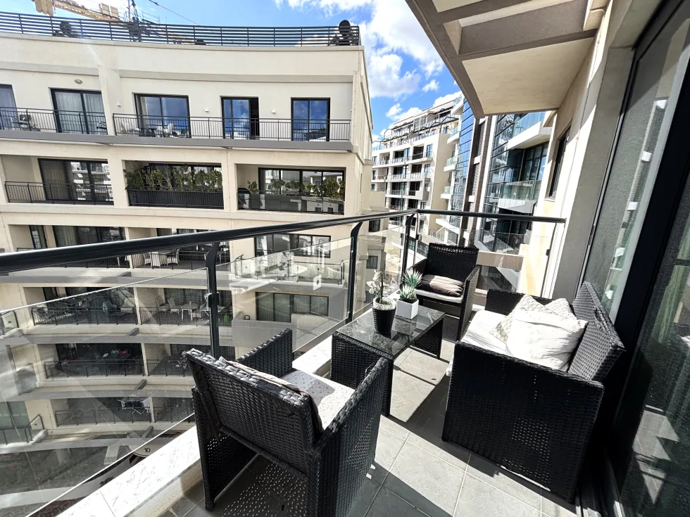 3 bed Apartment For Rent in St Julian's, St Julian's - thumb 1