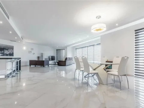 3 bed Apartment For Rent in Ta' Xbiex, Ta' Xbiex - thumb 3