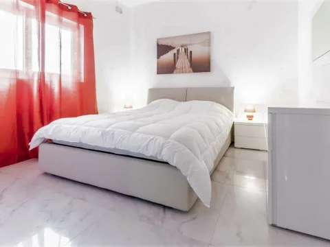 3 bed Apartment For Rent in Ta' Xbiex, Ta' Xbiex - thumb 7