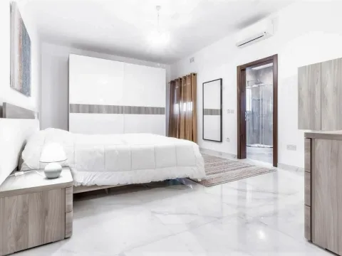 3 bed Apartment For Rent in Ta' Xbiex, Ta' Xbiex - thumb 8