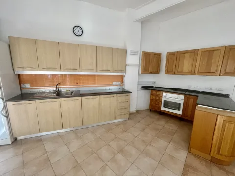 4 bed Villa For Rent in Mosta, Mosta - thumb 13