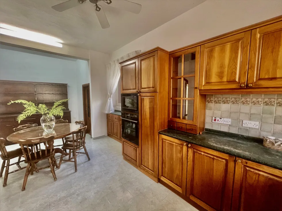 4 bed Villa For Rent in Mosta, Mosta - thumb 5