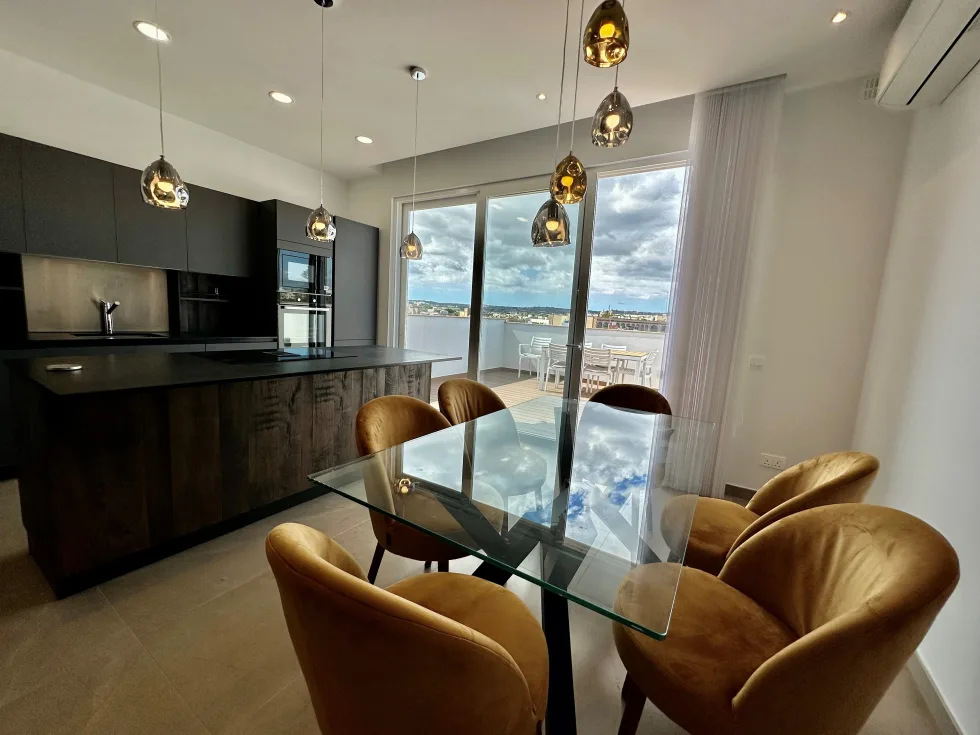 3 bed Penthouse For Rent in Balzan, Balzan - thumb 4