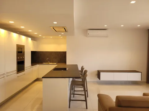 3 bed Apartment For Rent in Sliema, Sliema - thumb 2