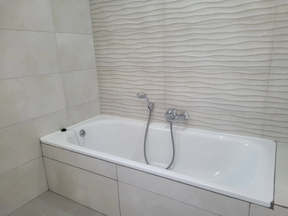 3 bed Apartment For Rent in Sliema, Sliema - thumb 8