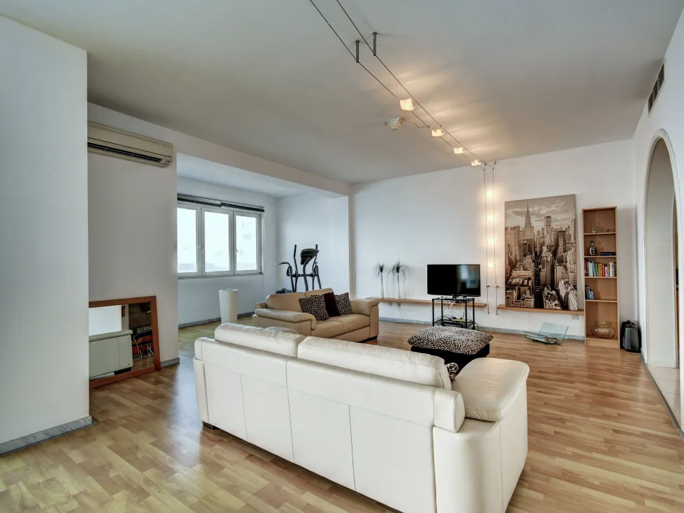 4 bed Apartment For Sale in Sliema, Sliema - thumb 6