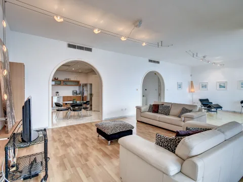 4 bed Apartment For Sale in Sliema, Sliema - thumb 7