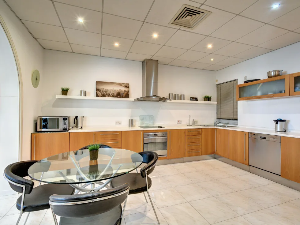 4 bed Apartment For Sale in Sliema, Sliema - thumb 8