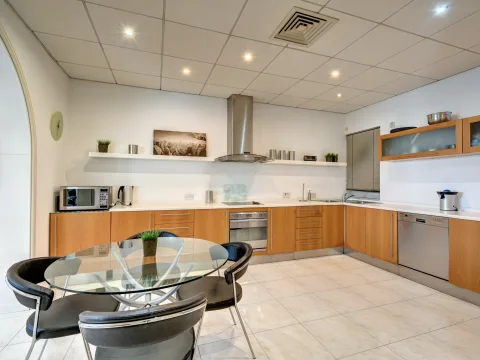 4 bed Apartment For Sale in Sliema, Sliema - thumb 8