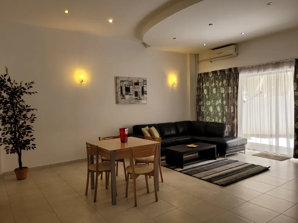 2 bed Apartment For Rent in St Julian's, St Julian's - thumb 2