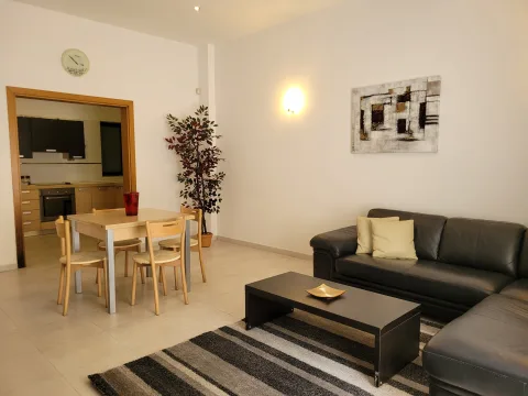 2 bed Apartment For Rent in St Julian's, St Julian's - thumb 3