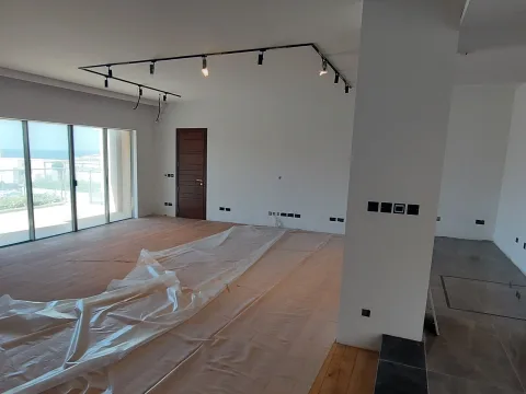 2 bed Penthouse For Sale in St Julian's, St Julian's - thumb 5