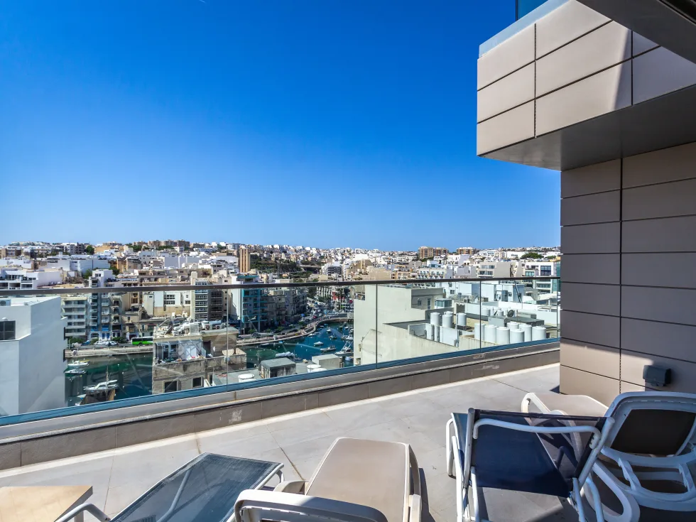 2 bed Penthouse For Sale in St Julian's, St Julian's - thumb 4