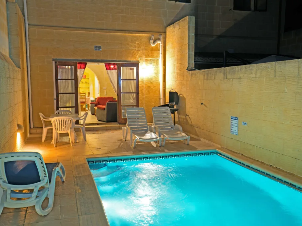 7 bed Terraced House For Rent in San Lawrenz, San Lawrenz - thumb 10