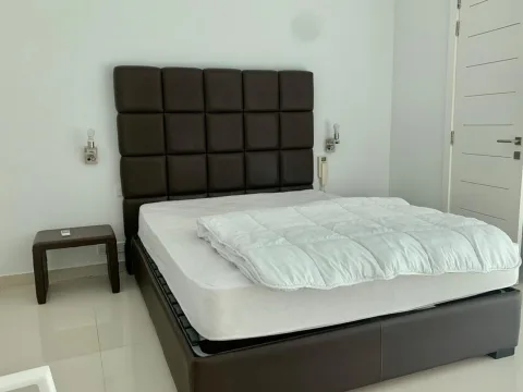 2 bed Penthouse For Rent in Sliema, Sliema - thumb 10