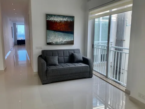 2 bed Penthouse For Rent in Sliema, Sliema - thumb 12