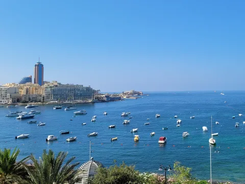 2 bed Apartment For Rent in Sliema, Sliema - thumb 1