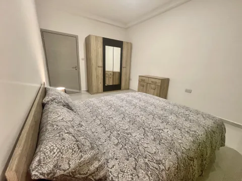 2 bed Apartment For Rent in Sliema, Sliema - thumb 12