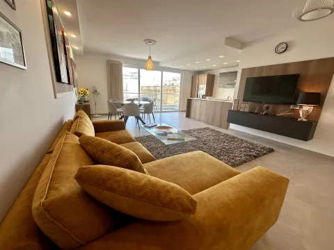 3 bed Apartment For Rent in Swieqi, Swieqi - thumb 2