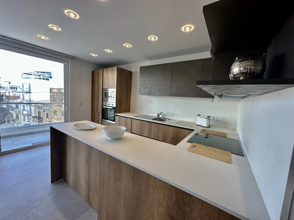 3 bed Apartment For Rent in Swieqi, Swieqi - thumb 7