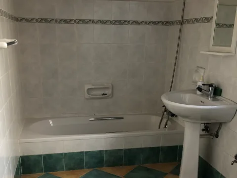 3 bed Town House For Rent in Ta' Xbiex, Ta' Xbiex - thumb 7