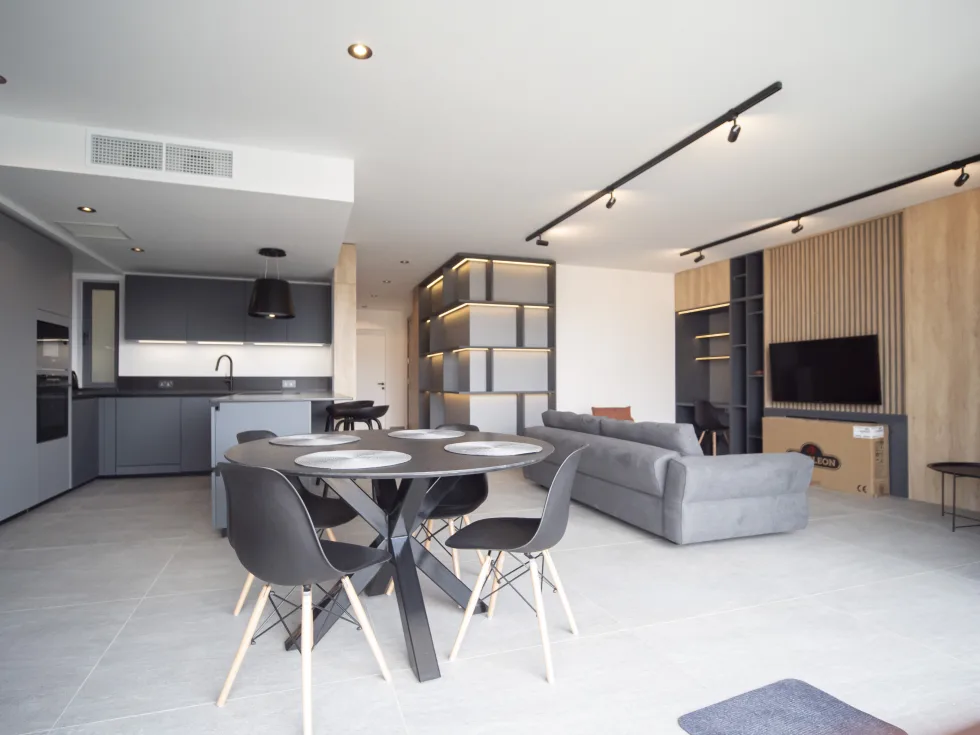 3 bed Apartment For Rent in St Julian's, St Julian's - thumb 2