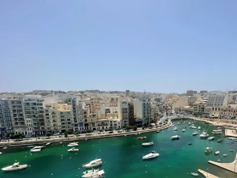 2 bed Penthouse For Rent in St Julian's, St Julian's - thumb 1