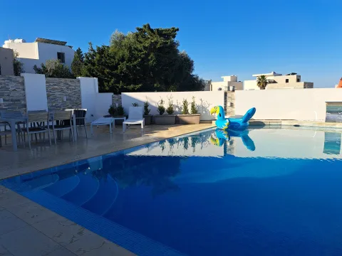 5 bed Villa For Rent in Naxxar, Naxxar - thumb 2