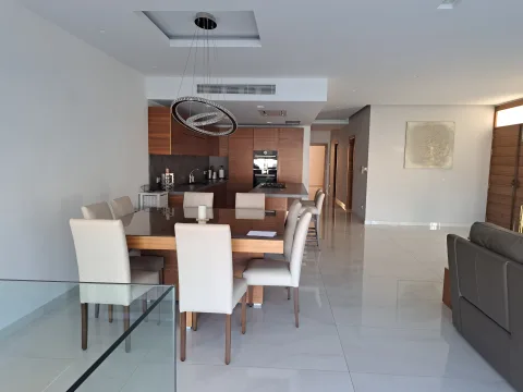 5 bed Villa For Rent in Naxxar, Naxxar - thumb 4