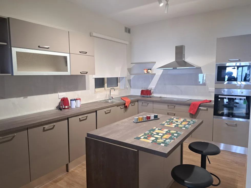 3 bed Apartment For Rent in Sliema, Sliema - thumb 6