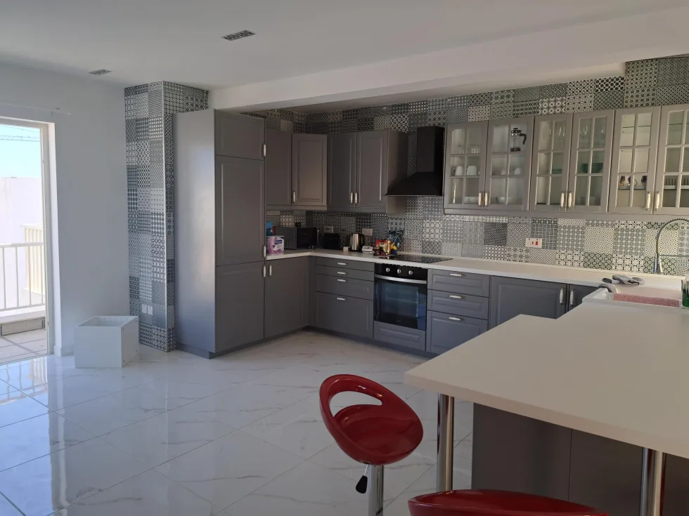 3 bed Penthouse For Rent in San Gwann, San Gwann - thumb 4