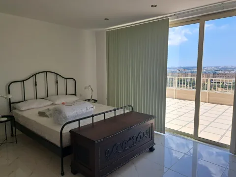 3 bed Penthouse For Rent in San Gwann, San Gwann - thumb 5
