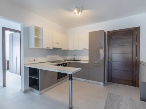 3 bed Apartment For Rent in Swieqi, Swieqi - thumb 4