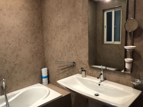 3 bed Apartment For Rent in Sliema, Sliema - thumb 7