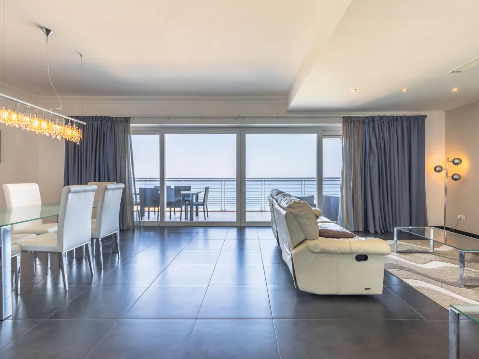 3 bed Apartment For Rent in Sliema, Sliema - thumb 3