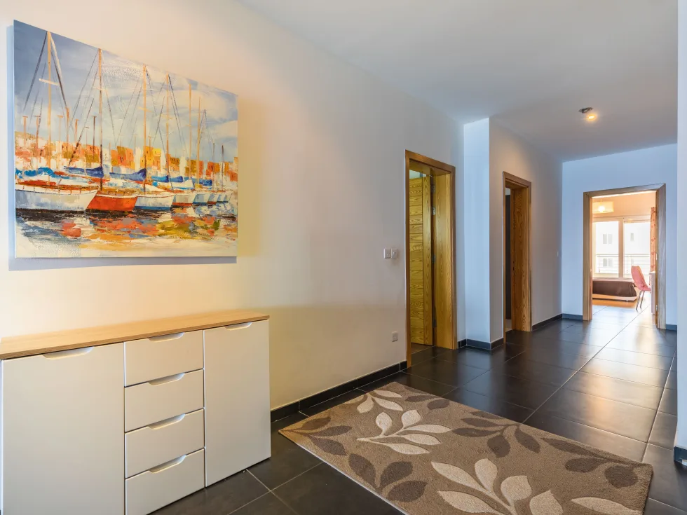 3 bed Apartment For Rent in Sliema, Sliema - thumb 8