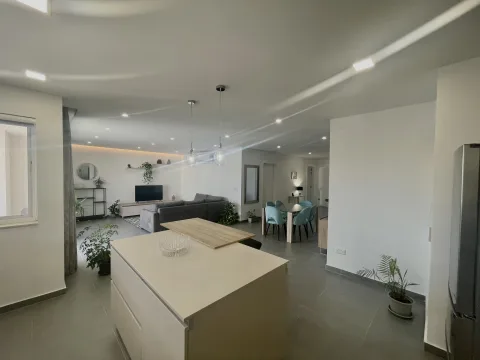3 bed Apartment For Rent in Swieqi, Swieqi - thumb 5