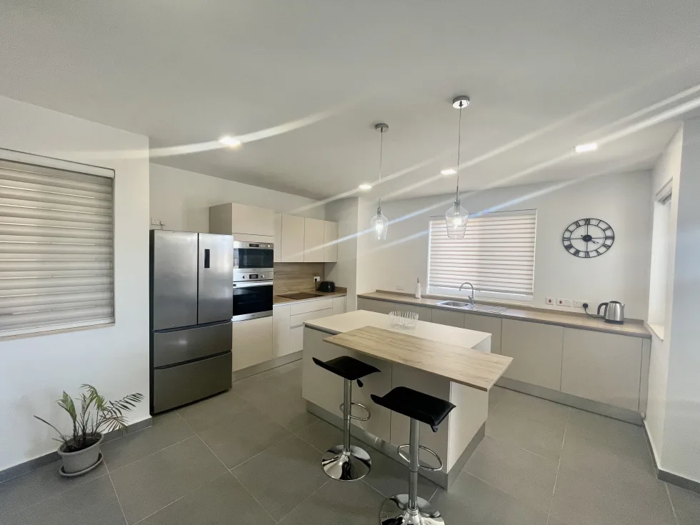 3 bed Apartment For Rent in Swieqi, Swieqi - thumb 6