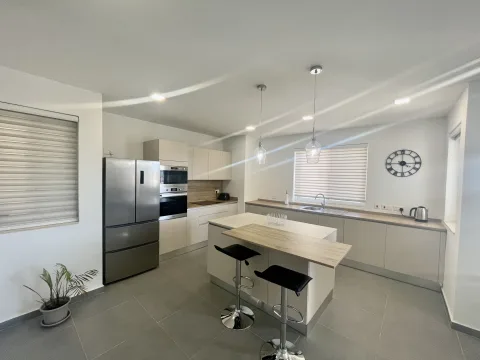 3 bed Apartment For Rent in Swieqi, Swieqi - thumb 6