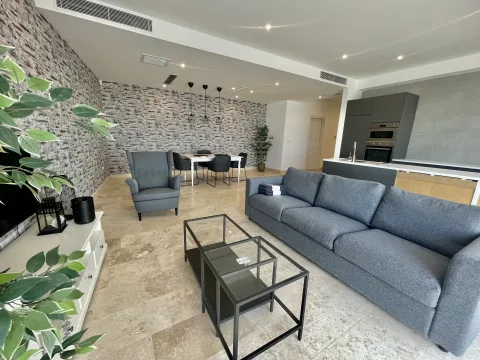 2 bed Penthouse For Rent in Sliema, Sliema - thumb 4