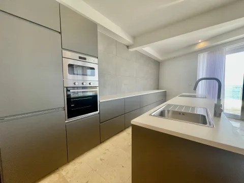 2 bed Penthouse For Rent in Sliema, Sliema - thumb 6