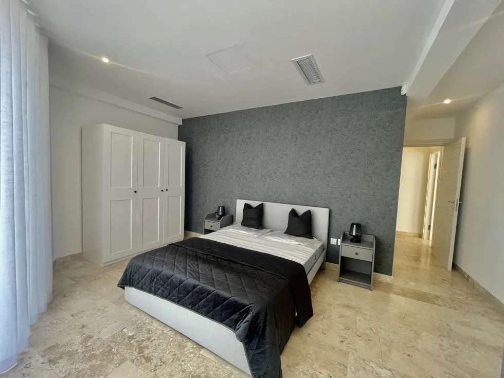 2 bed Penthouse For Rent in Sliema, Sliema - thumb 9