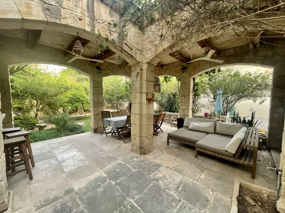 3 bed House of Character For Rent in Birkirkara, Birkirkara - thumb 3