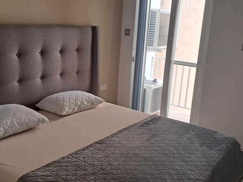 3 bed Apartment For Rent in Sliema, Sliema - thumb 7