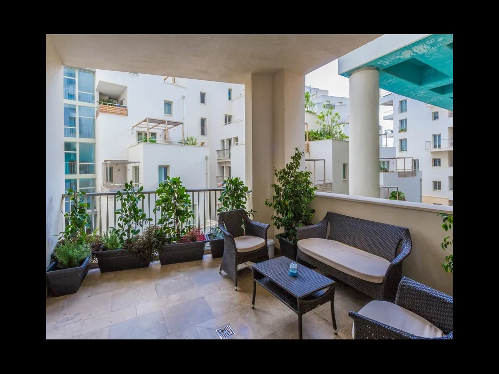 3 bed Apartment For Rent in Sliema, Sliema - thumb 1