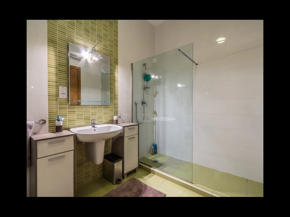 3 bed Apartment For Rent in Sliema, Sliema - thumb 13